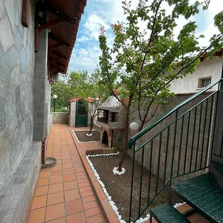 بيت للعطل Theoharis Summerhouse *