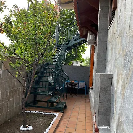 Holiday home Theoharis Summerhouse *