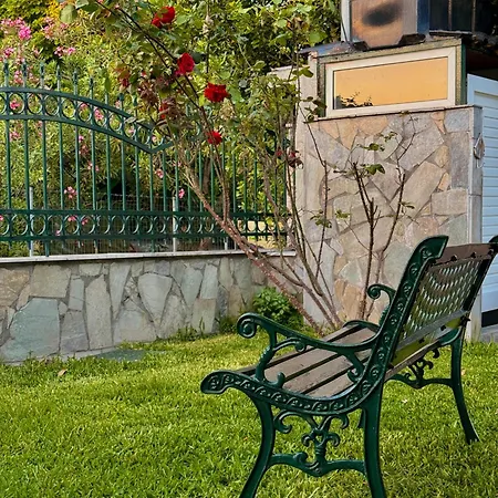 Theoharis Summerhouse * Nea Kallikrateia