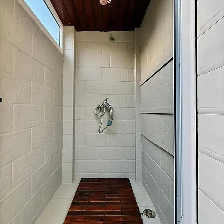 Theoharis Summerhouse